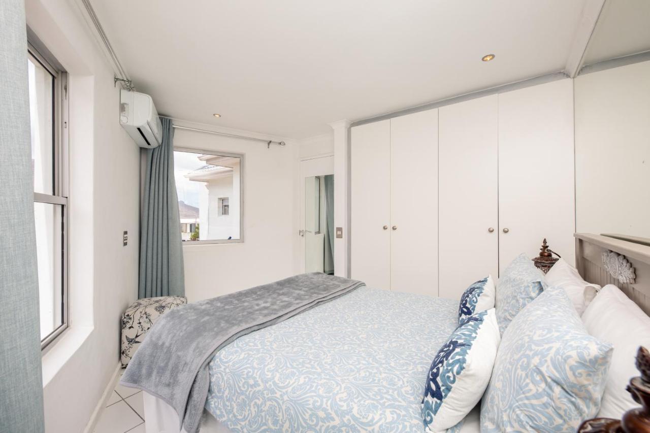 Indigo Bay - The Bay Apartment *